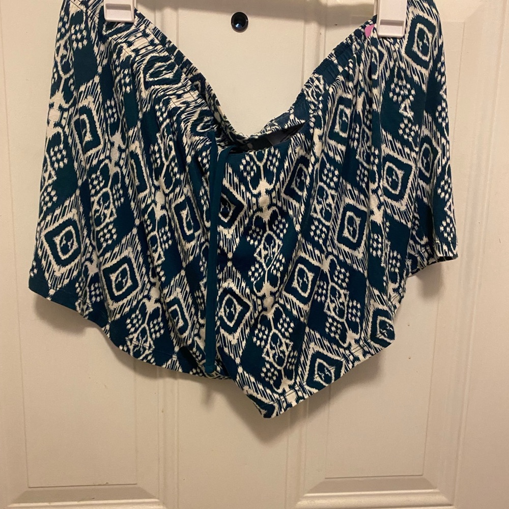 Teal and White Patterned Women's Top